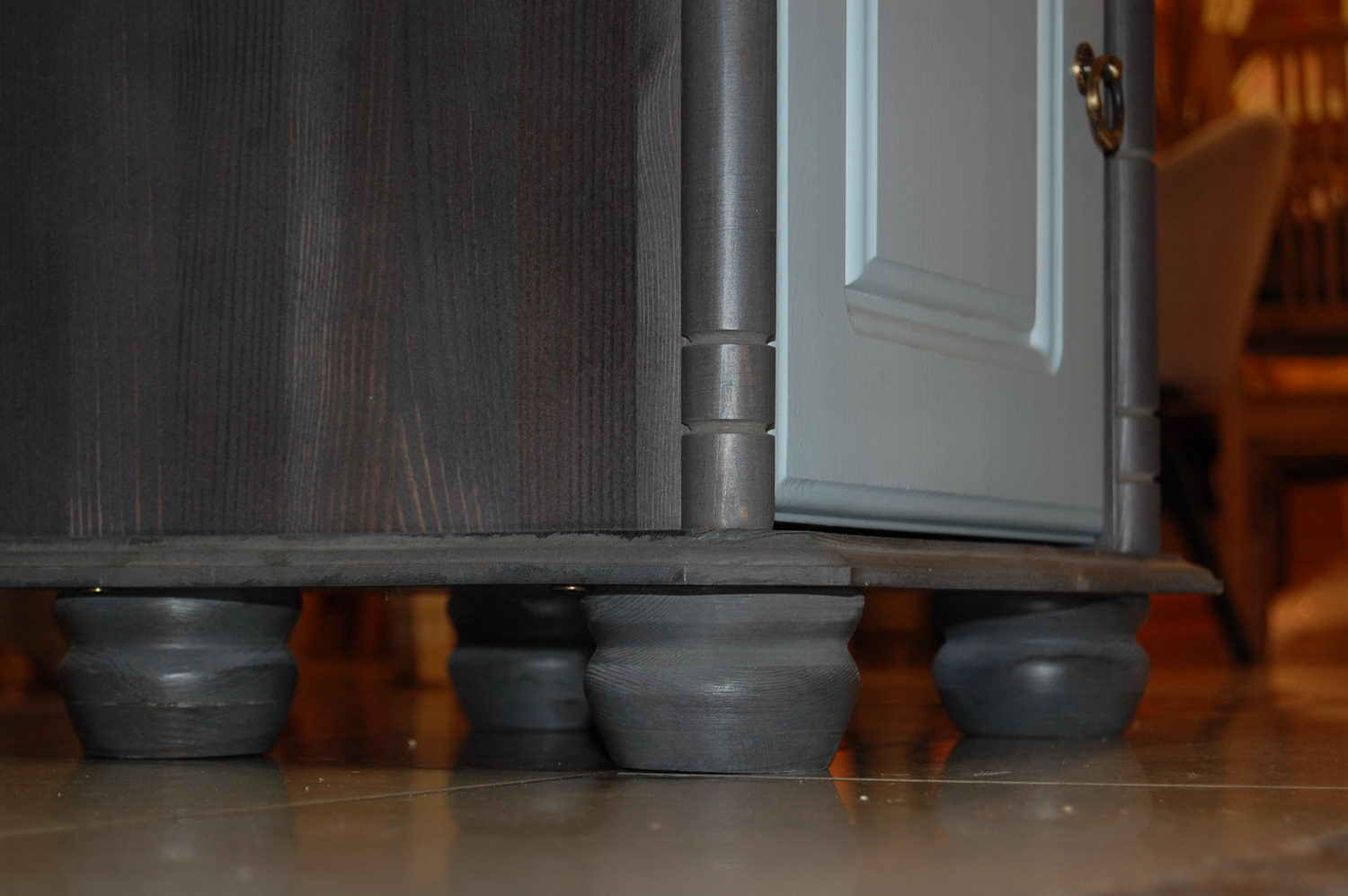   Тумба массив сосны Айно  