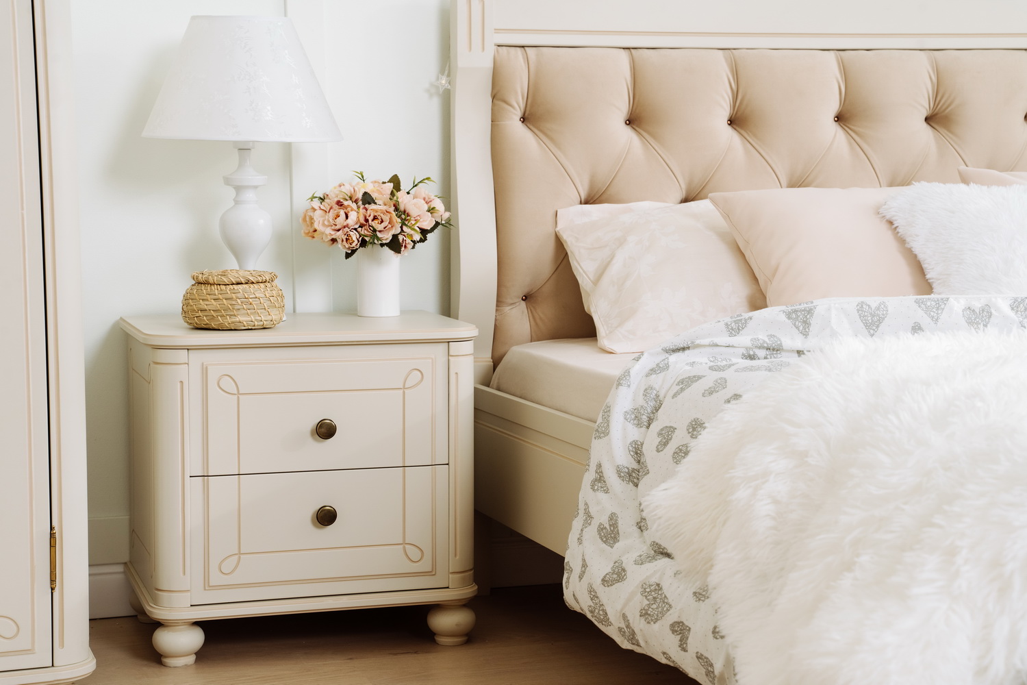 Тумба с ящиками сосна Бетти №2