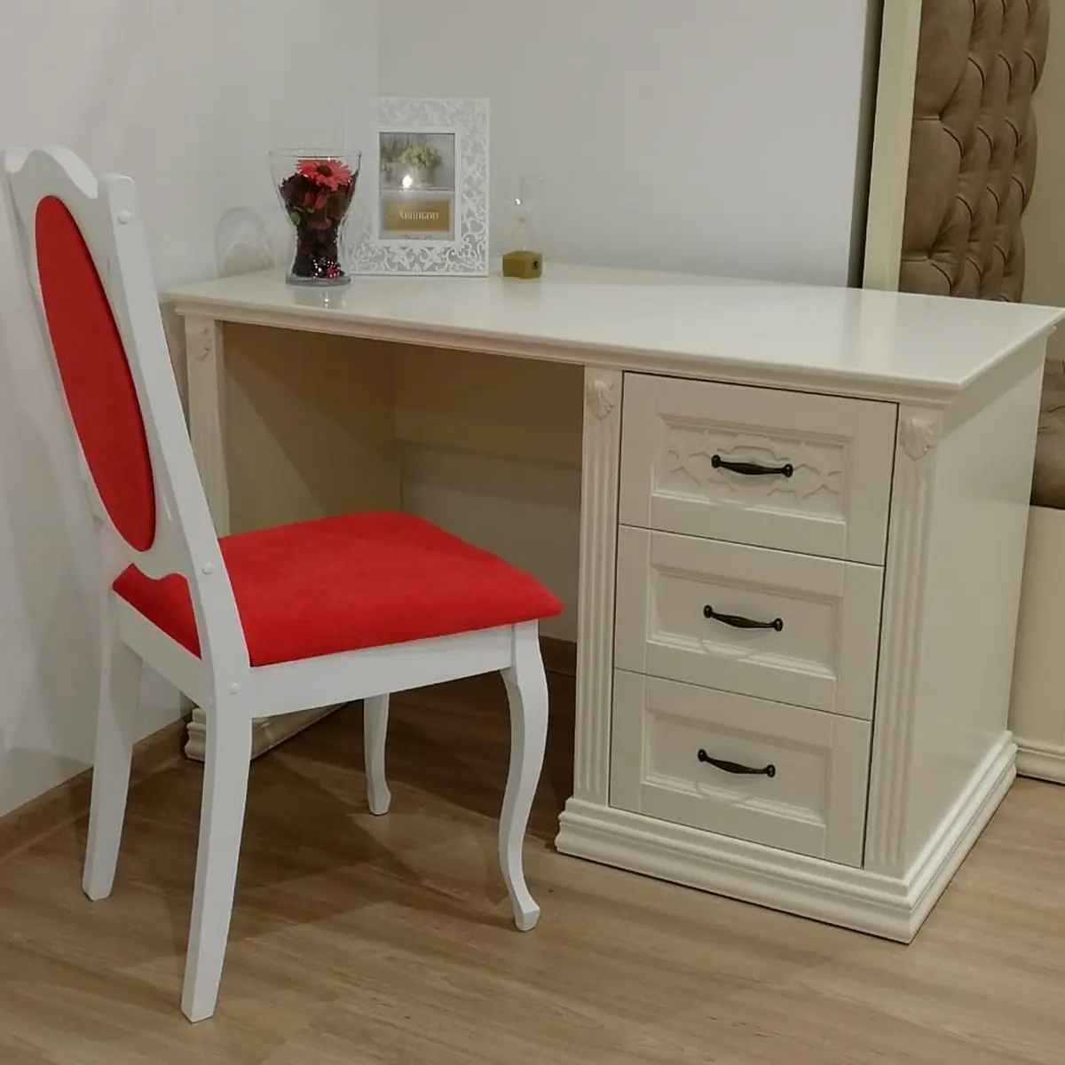 Стол Верона письменный 3 ящика