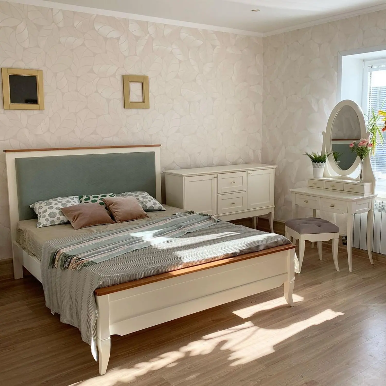 Кровать  "Римини"1600х2000  с мягким изголовьем