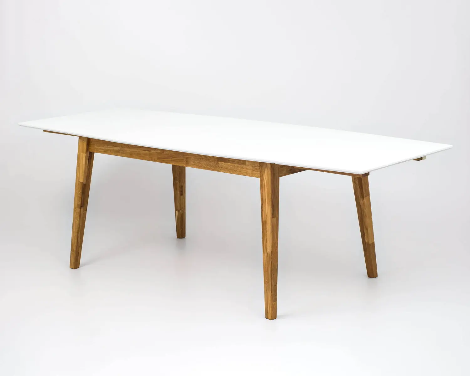 Стол из дуба квадратный Урбано (две боковые вставки по 450 мм)