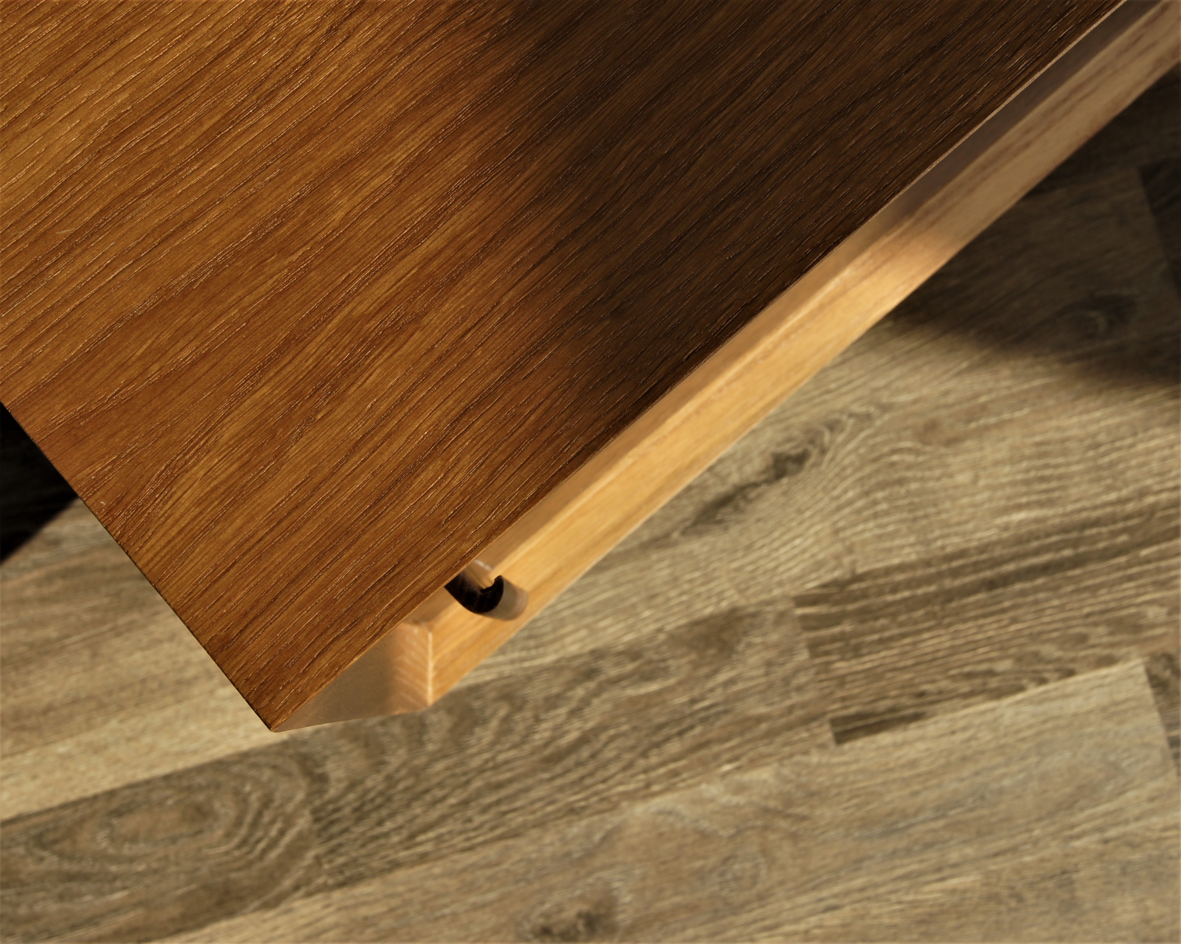 Консоль под TV массив дерева в Скандинавском стиле "Bruni Black"