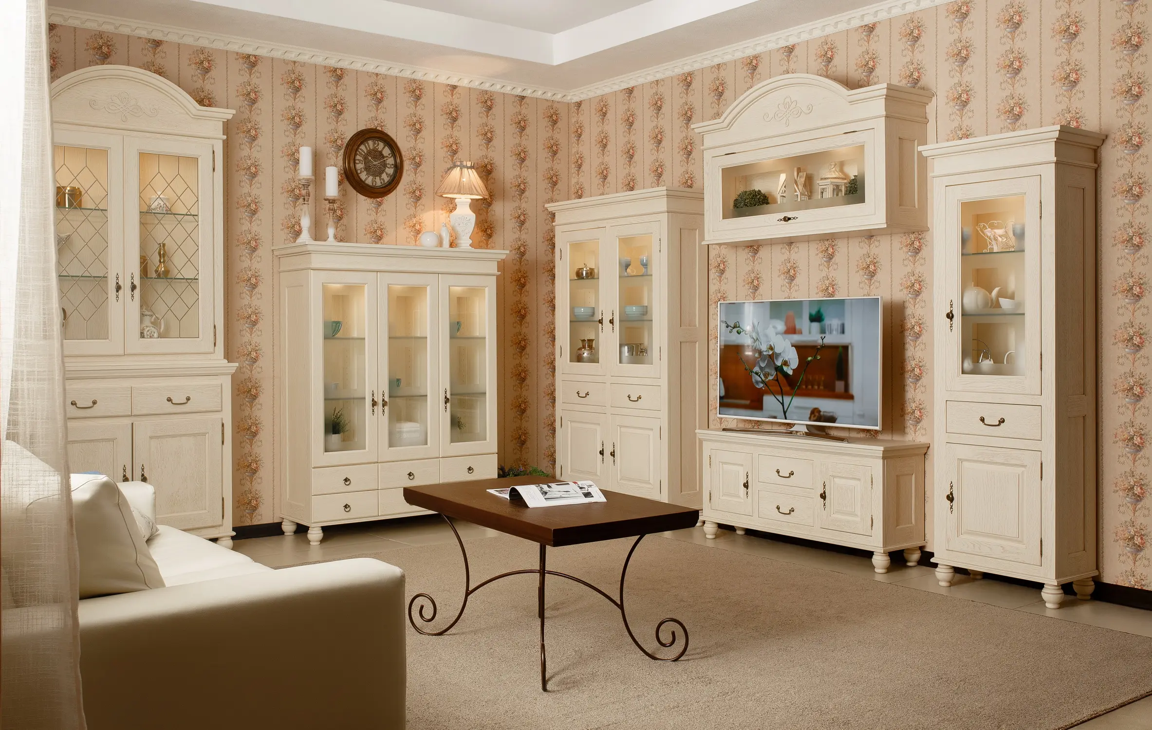 Бьерт и Валенсия