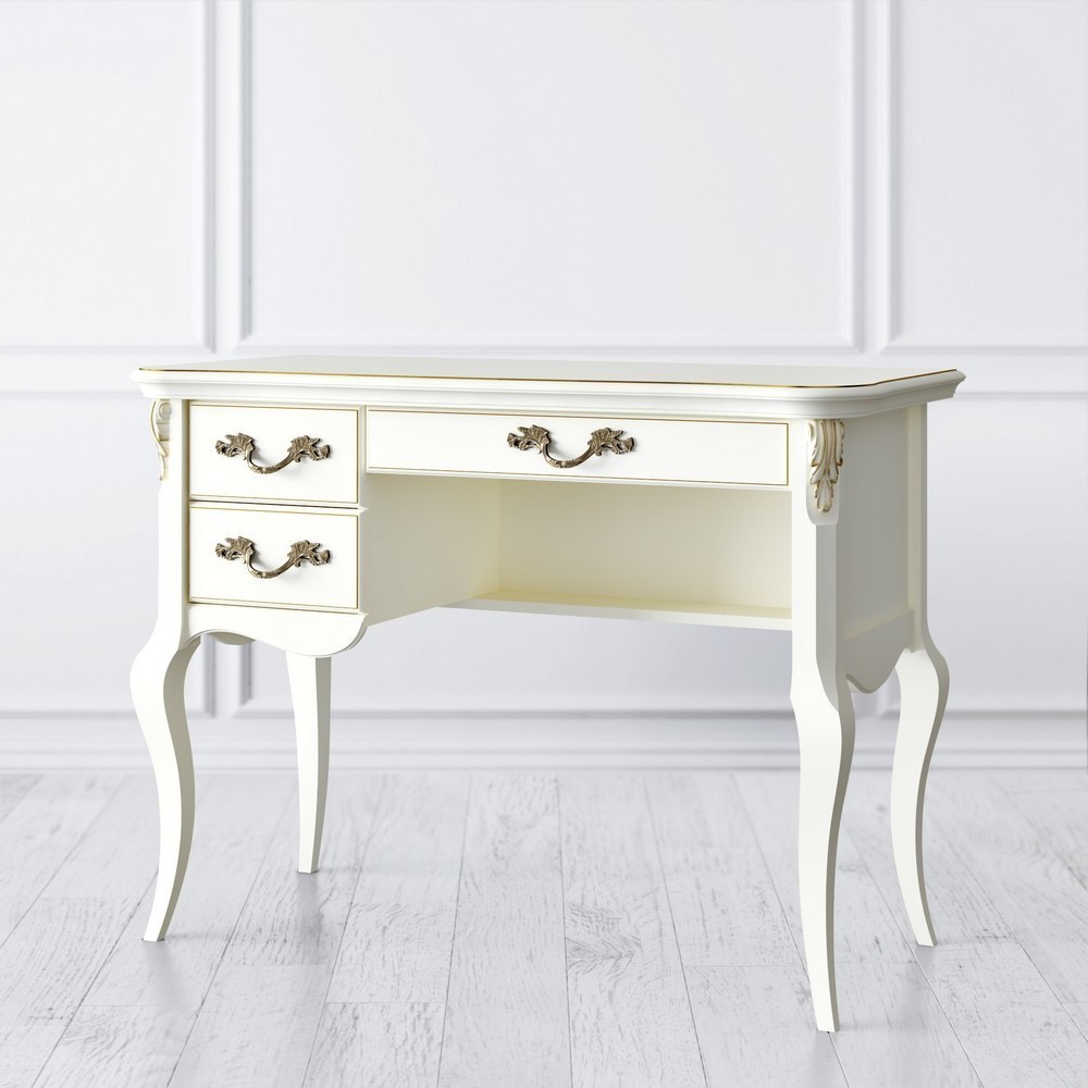 Туалетный столик 