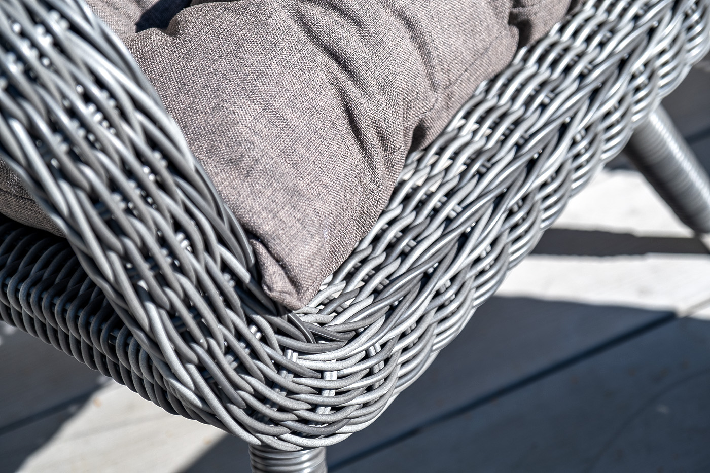 "Таррагона" кресло плетеное с подушками, цвет графит