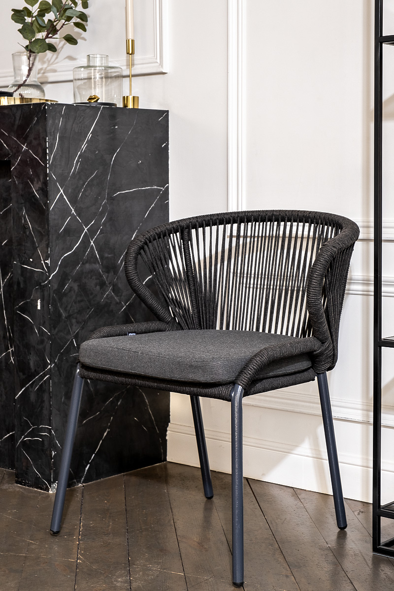 "Венецио" обеденная группа на 4 персоны со стульями "Миленто", каркас темно-серый, роуп темно-серый