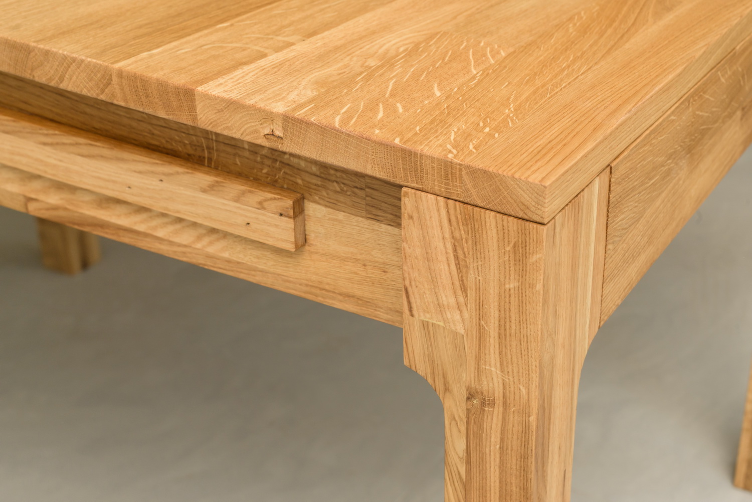 Стол обеденный раздвижной "Марси Р" 1600/2000