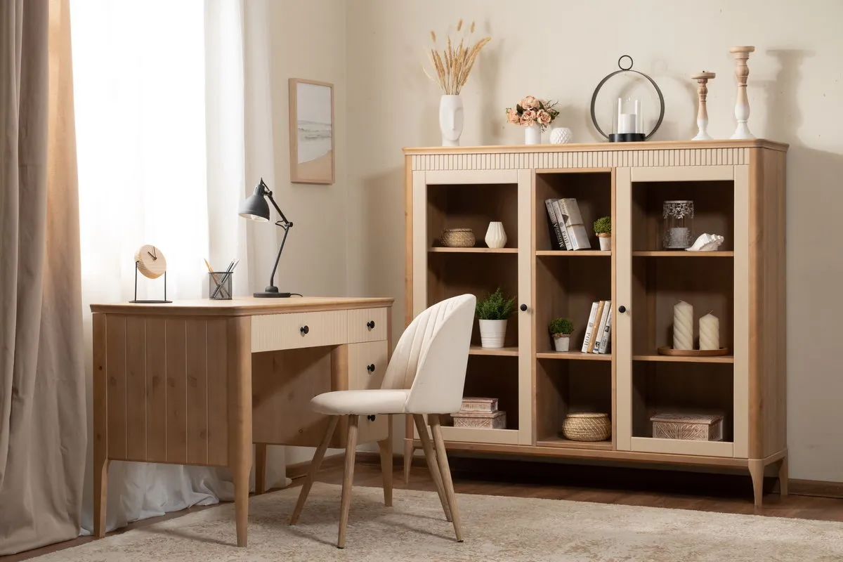   Сервант массив сосны Грета №5-140  